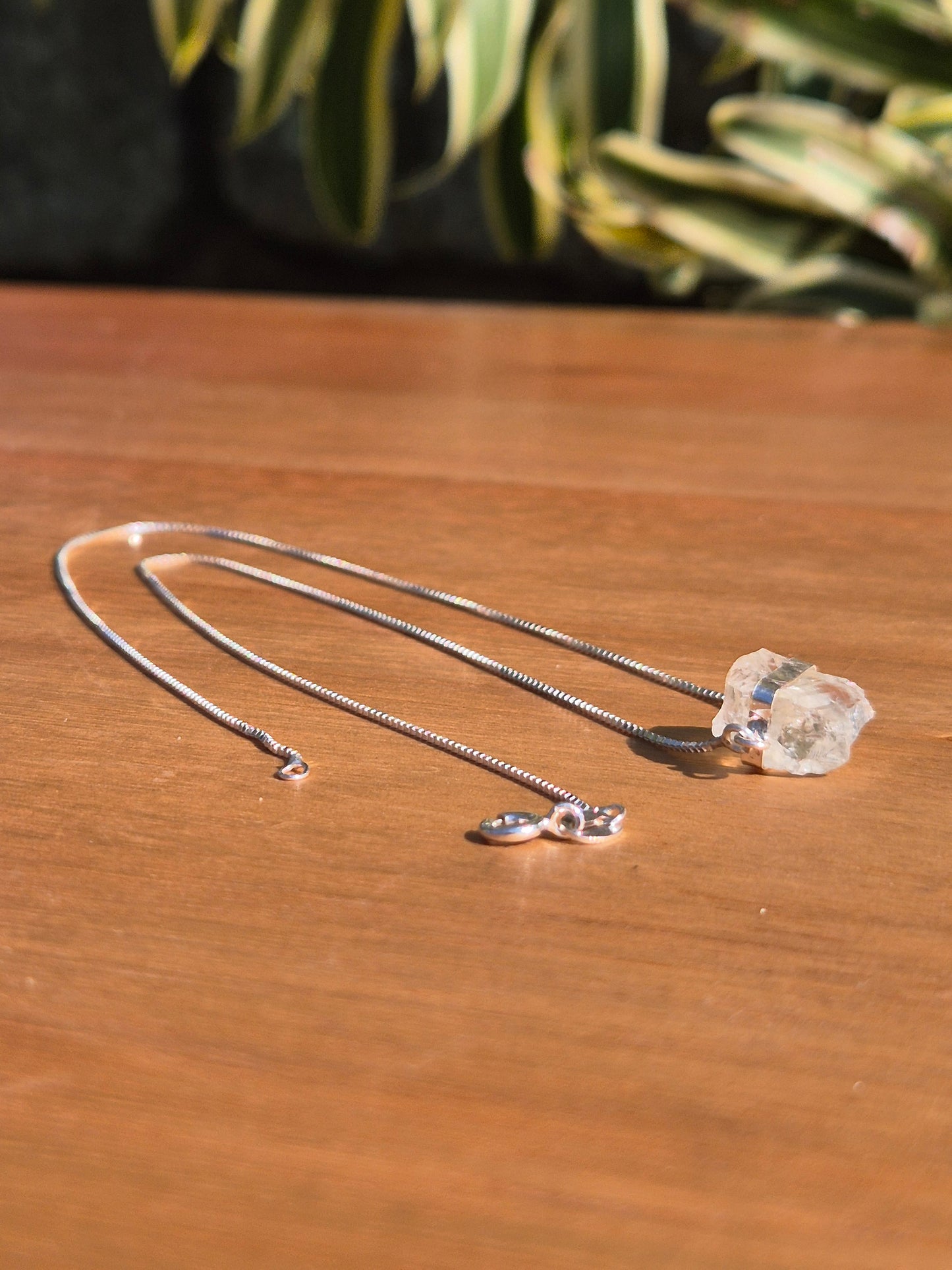 Colar com Cristal