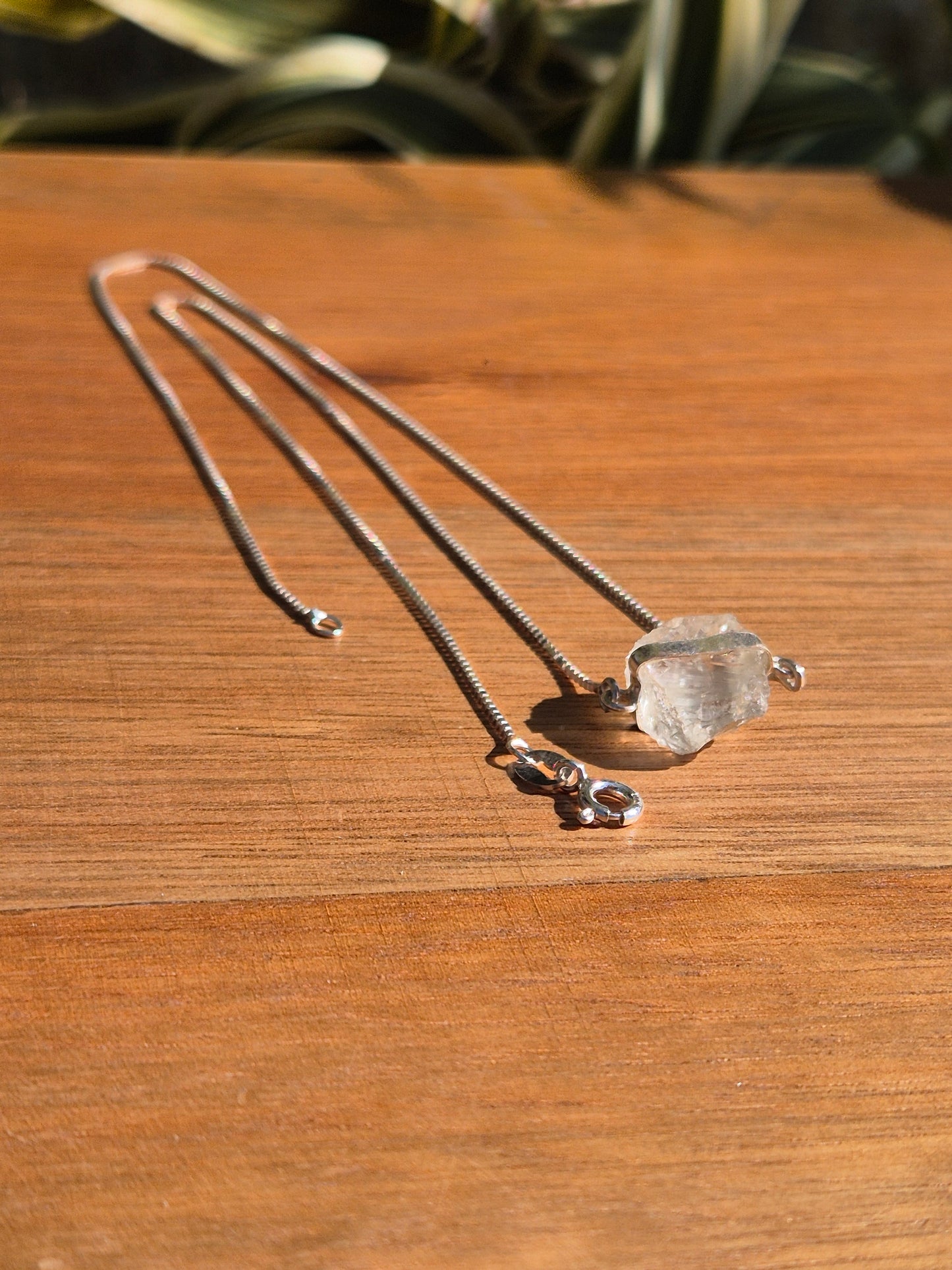 Colar com Cristal