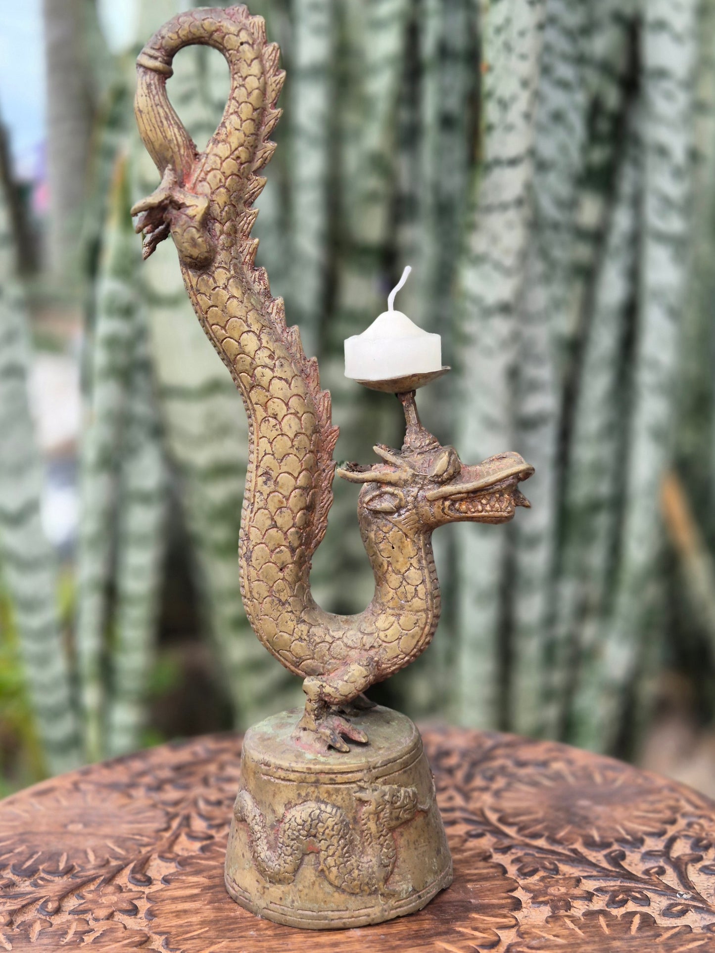 Castiçal Dragão de Bronze