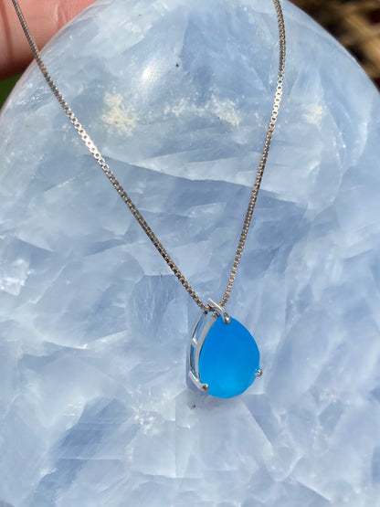 Pingente Gota em Prata 925 Calcedônia Azul