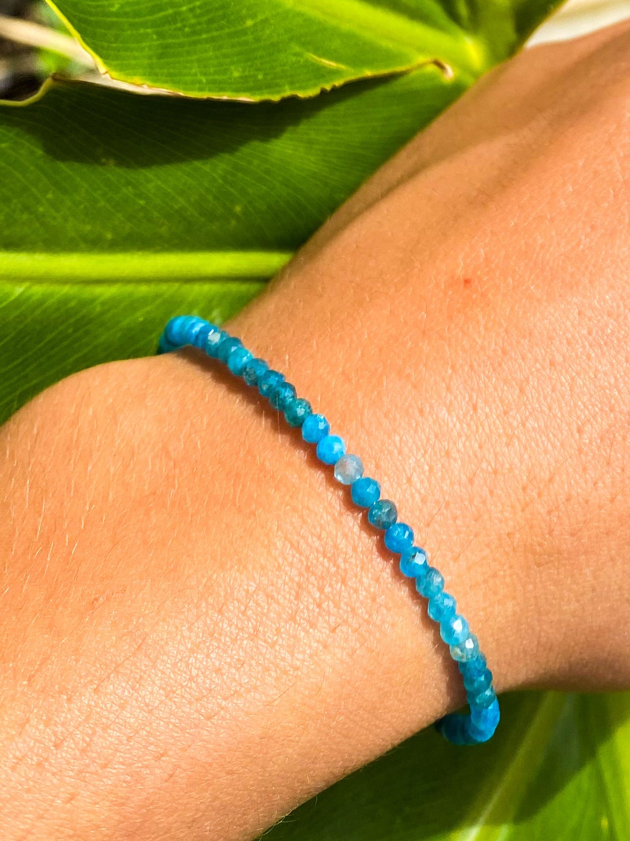 Pulseira de Apatita Azul Natural Facetada