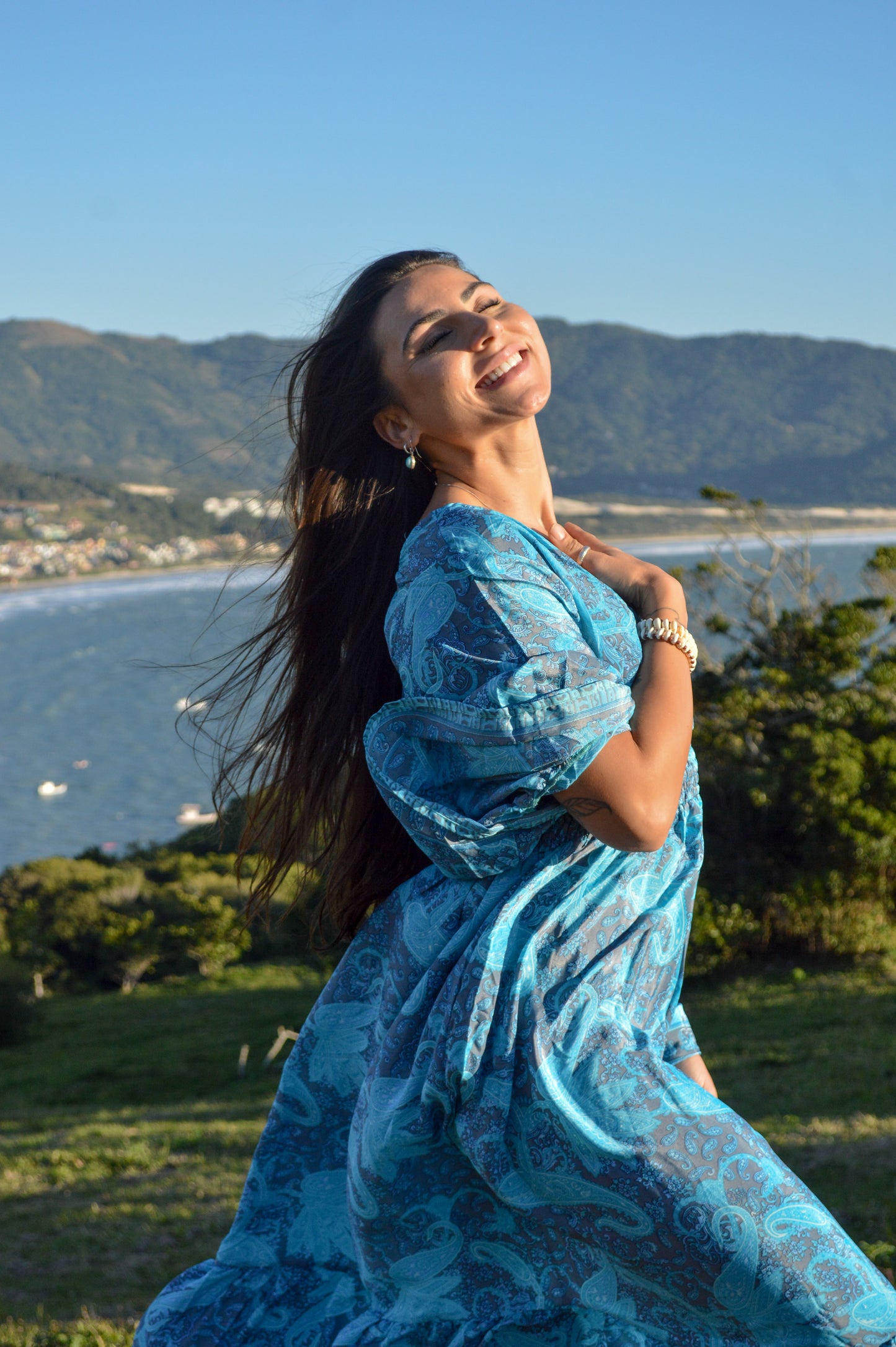Vestido Indiano Longo Manga Flare