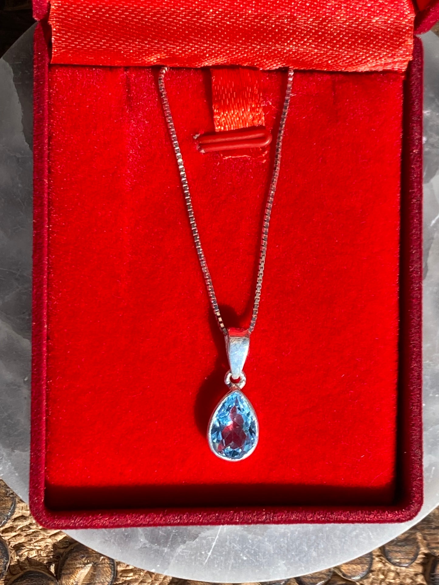 Pingente Gota em Prata 925 Topázio Azul