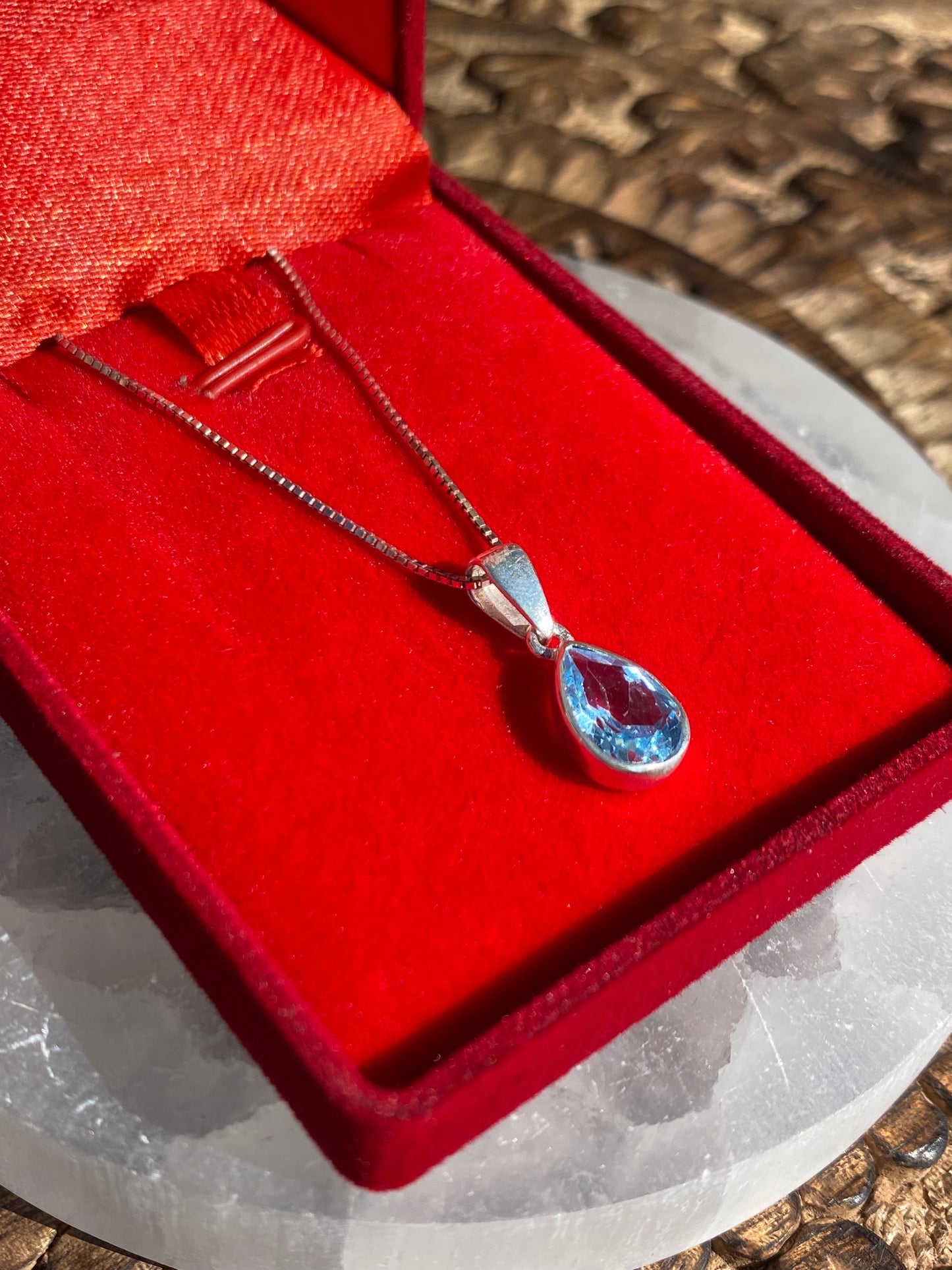 Pingente Gota em Prata 925 Topázio Azul