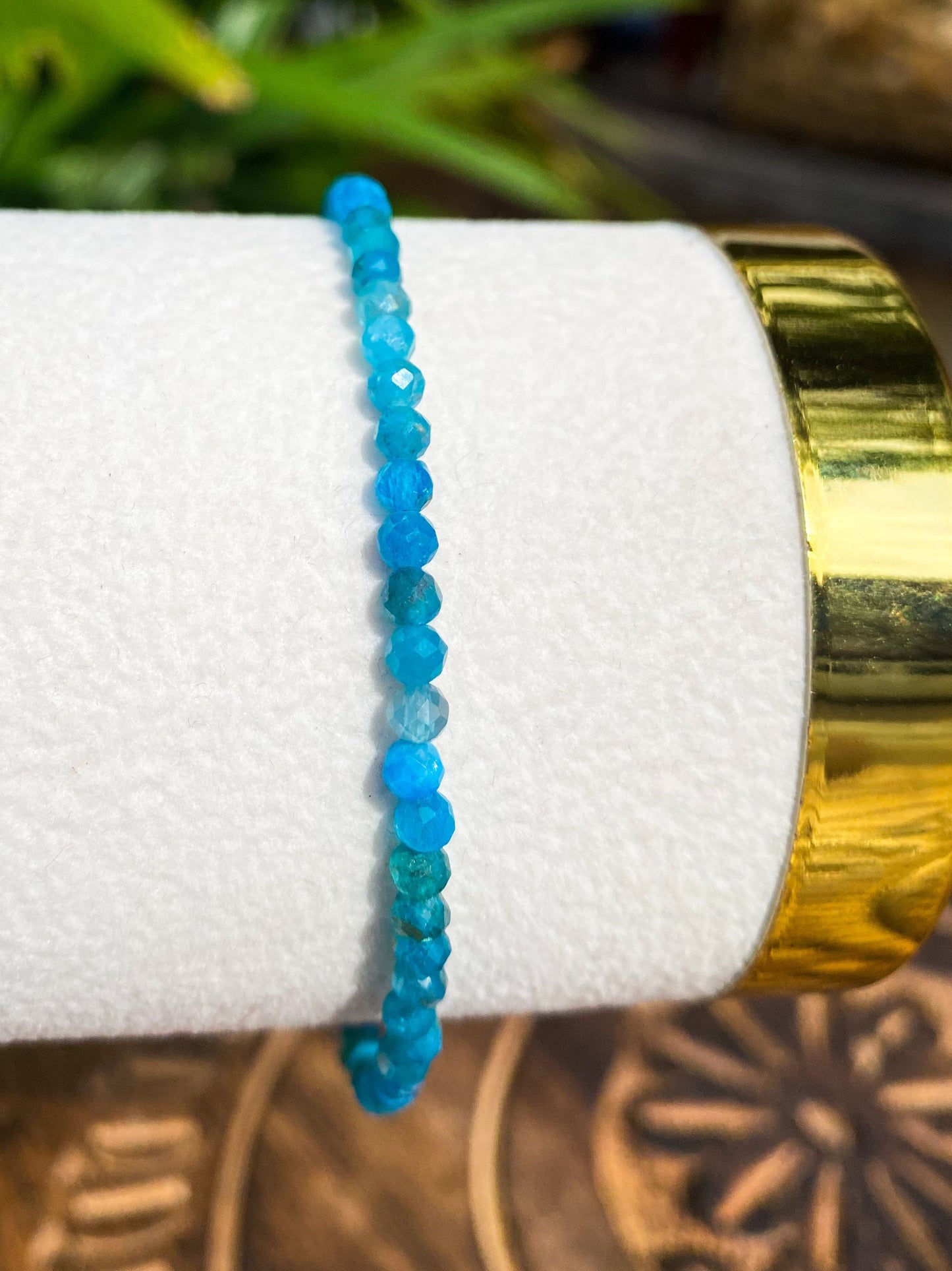 Pulseira de Apatita Azul Natural Facetada