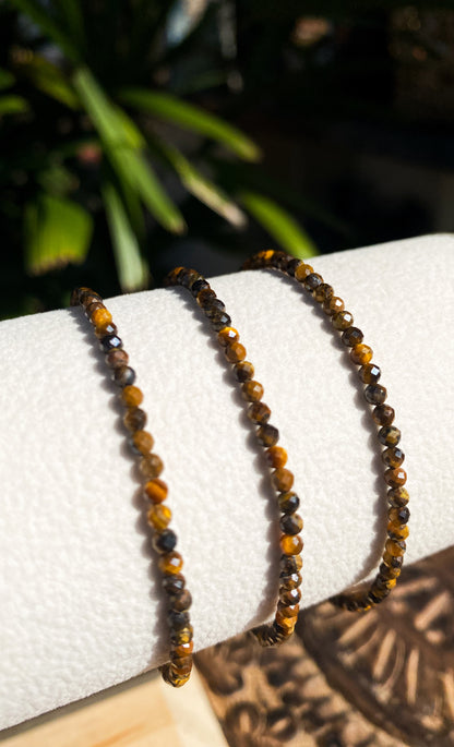 Pulseira de Olho de Tigre Natural Facetada
