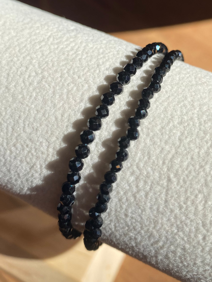 Pulseira de Ônix Natural Facetada