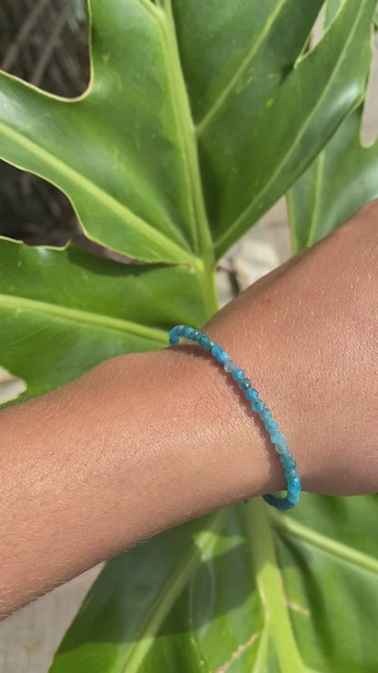 Pulseira de Apatita Azul Natural Facetada