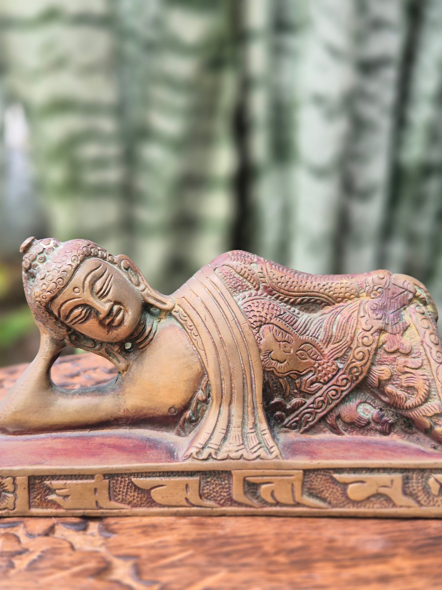 Buda de Bronze Deitado