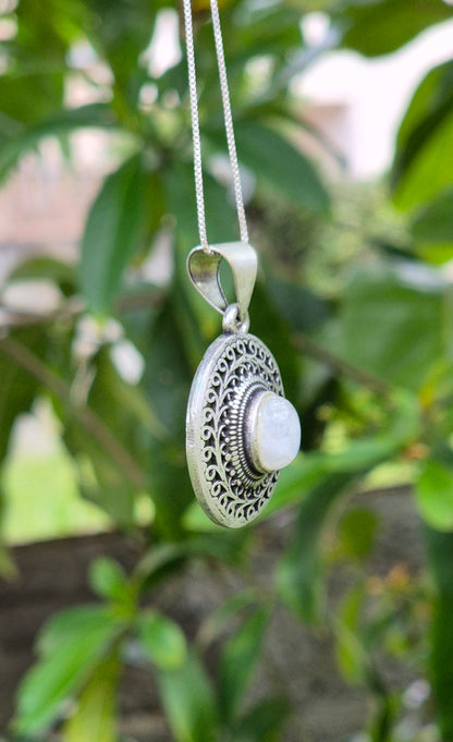 Pingente de Alpaca com Pedra da Lua