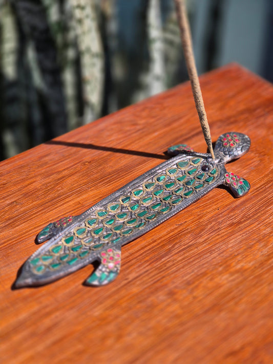 Incensário Tartaruga com Pedras Naturais