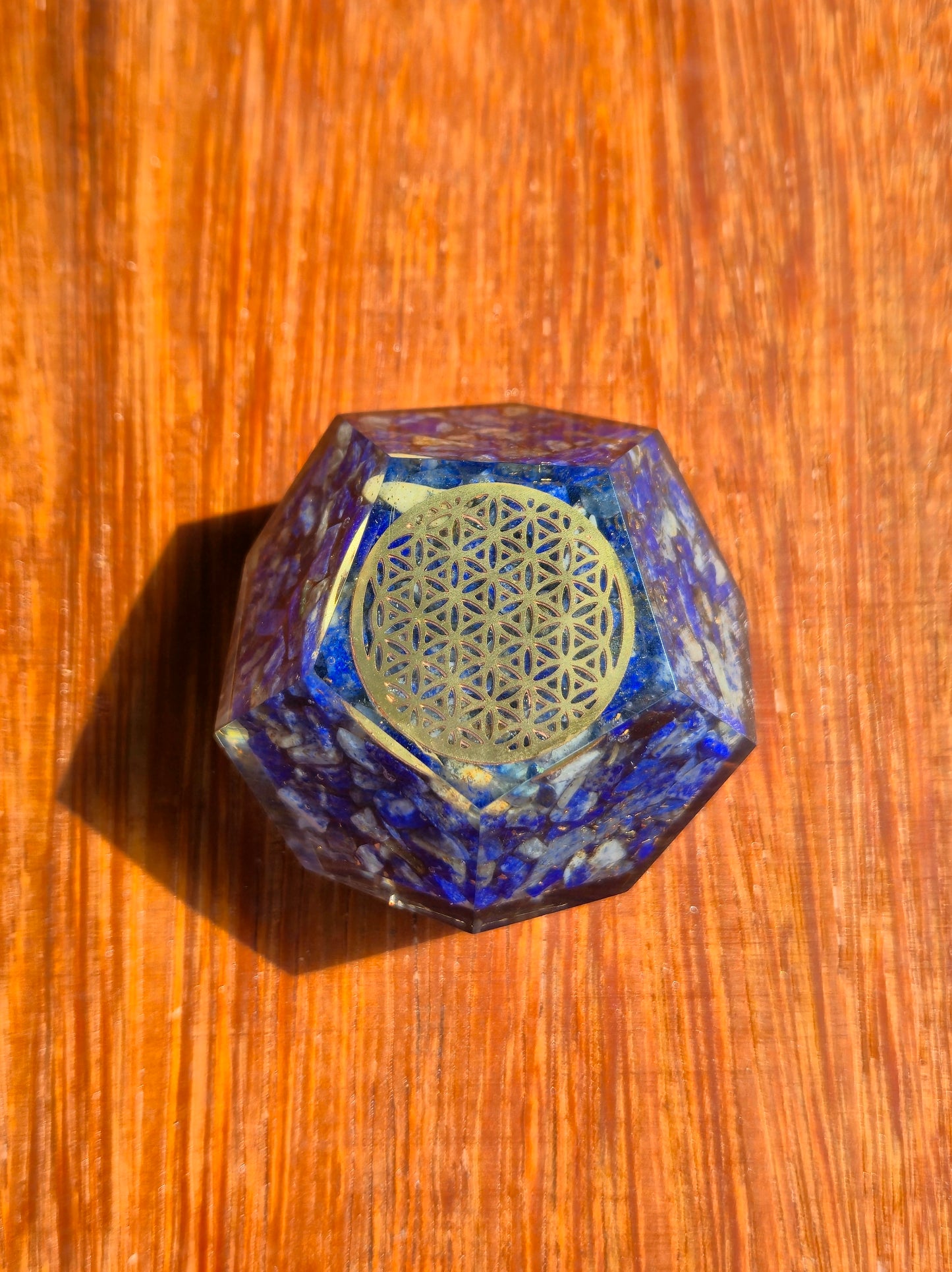 Dodecaedro de Orgonite com Flor da Vida