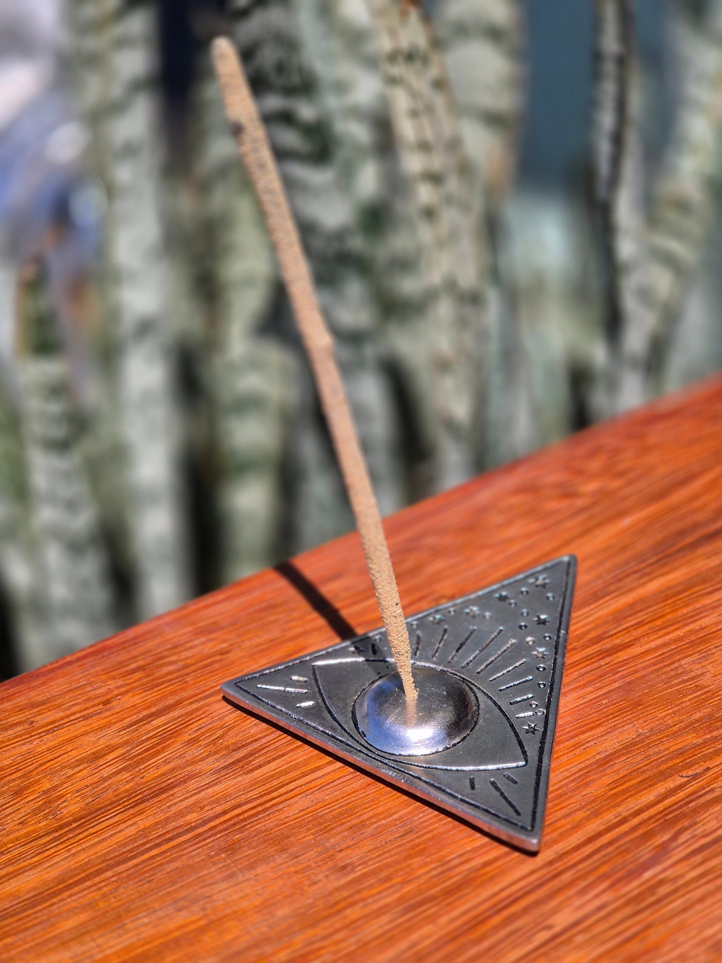 Incensário Triangular Olho Místico