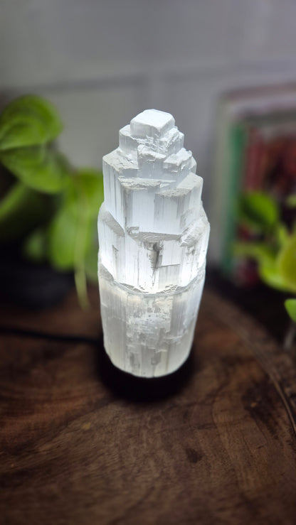 Luminária torre de Selenita - 25cm
