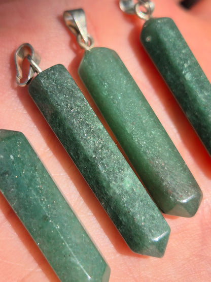 Pingente de Ponta de Quartzo Verde