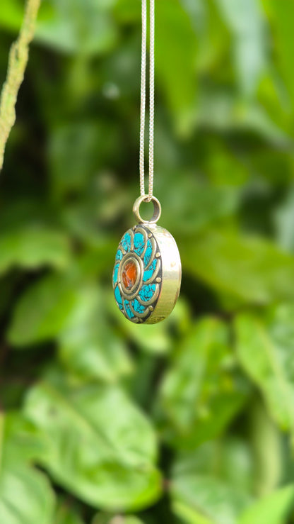 Pingente de Alpaca com Mosaico de Turquesa Reconstituída