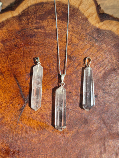 Pingente de Ponta de Quartzo Cristal