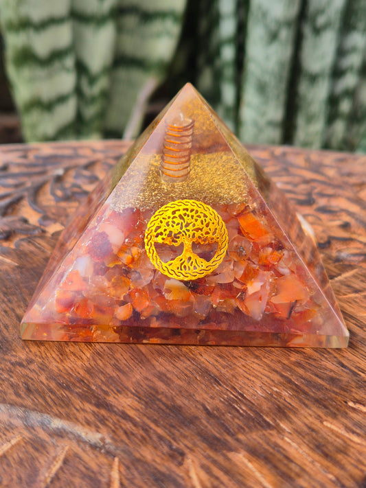 Orgonite Pirâmide Árvore da Vida